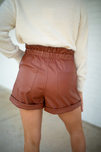 AVERY -FAUX LEATHER SHORT