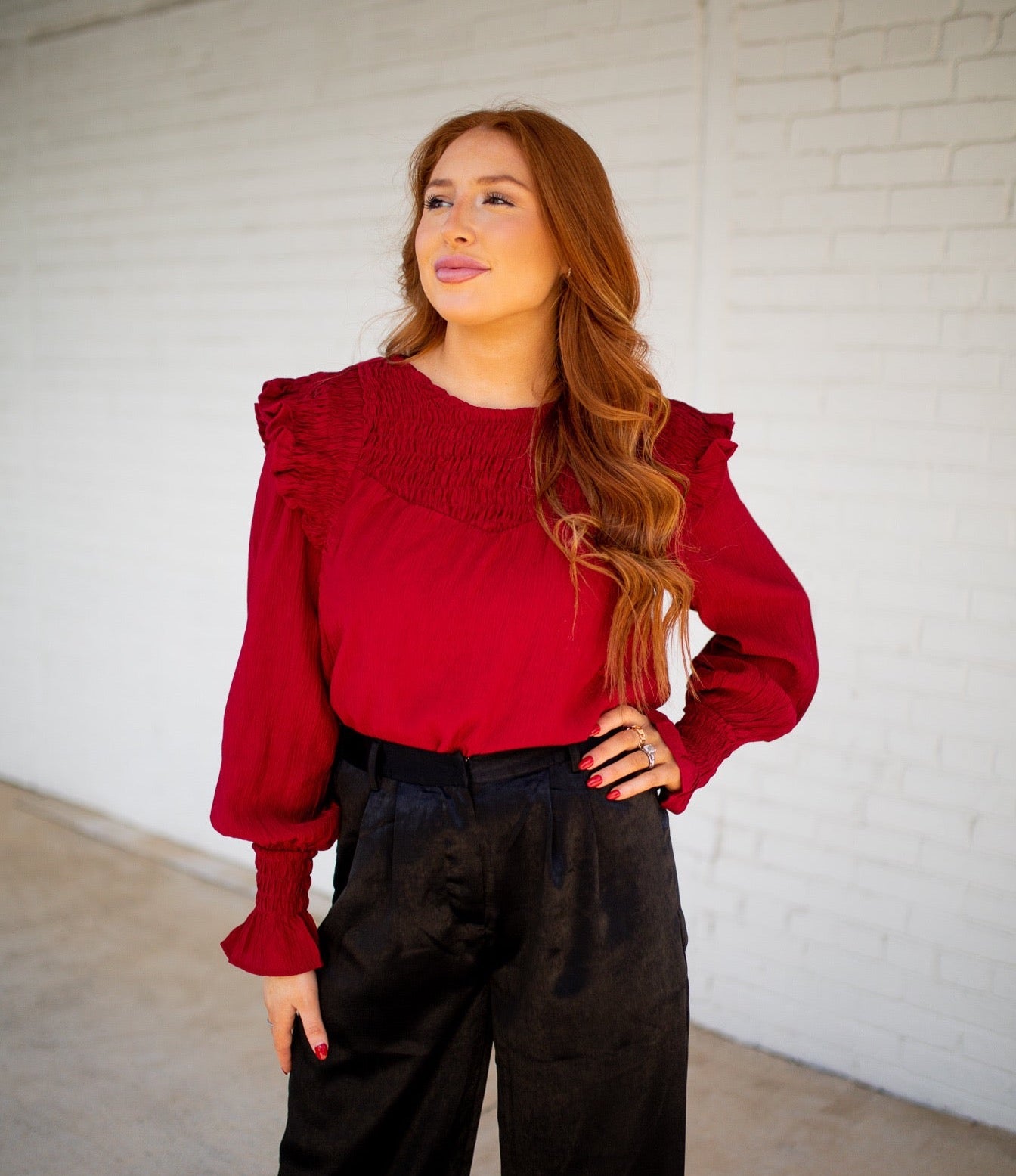 WINE DOWN - RUFFLE TOP